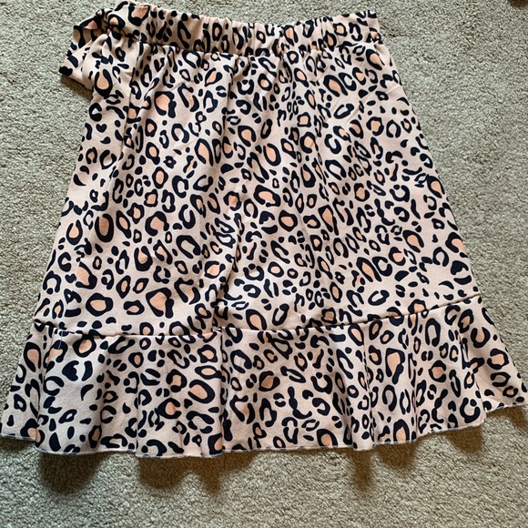 cheetah skirt - Picture 2 of 2